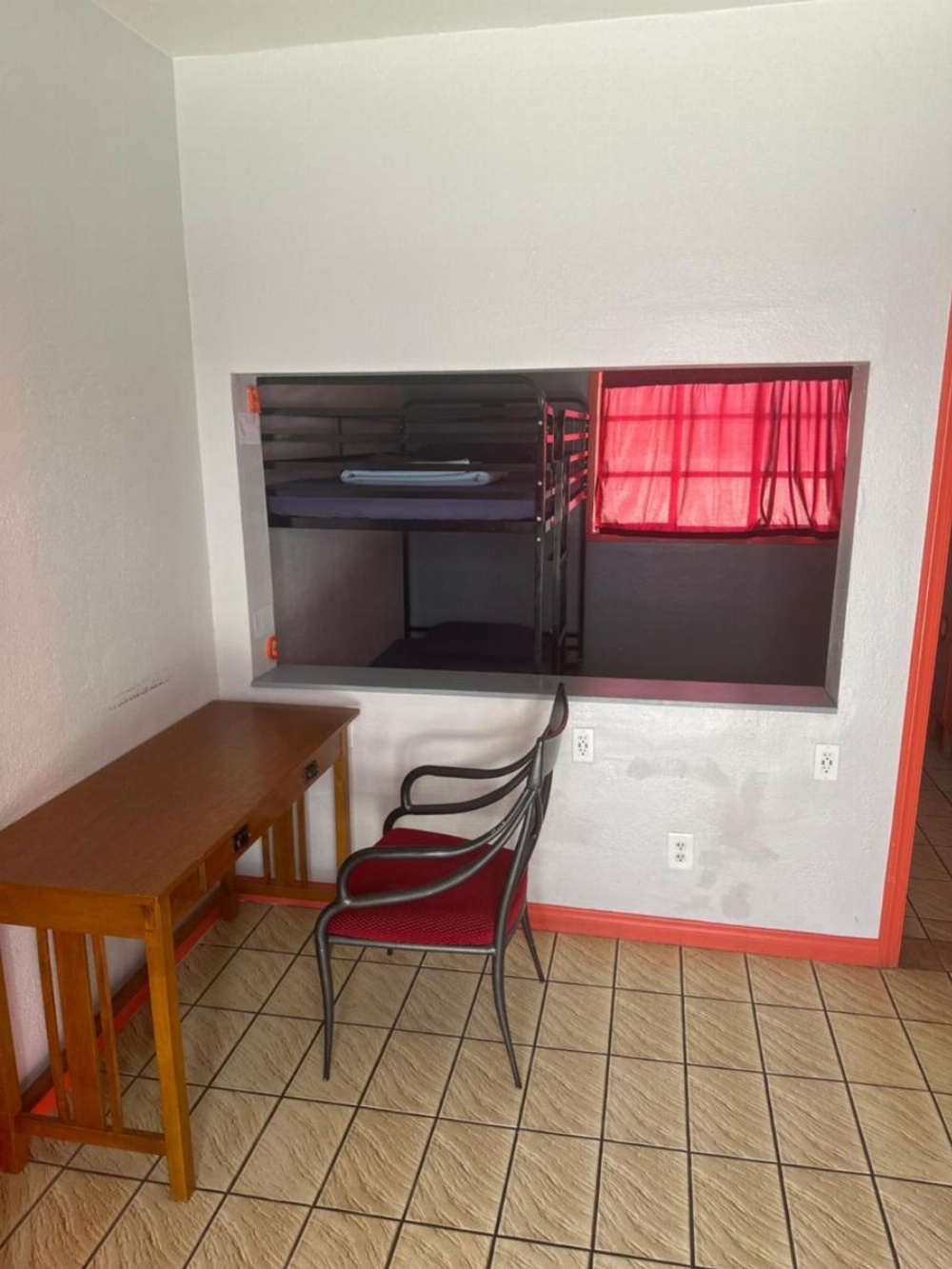 Sin City Hostel Image 13
