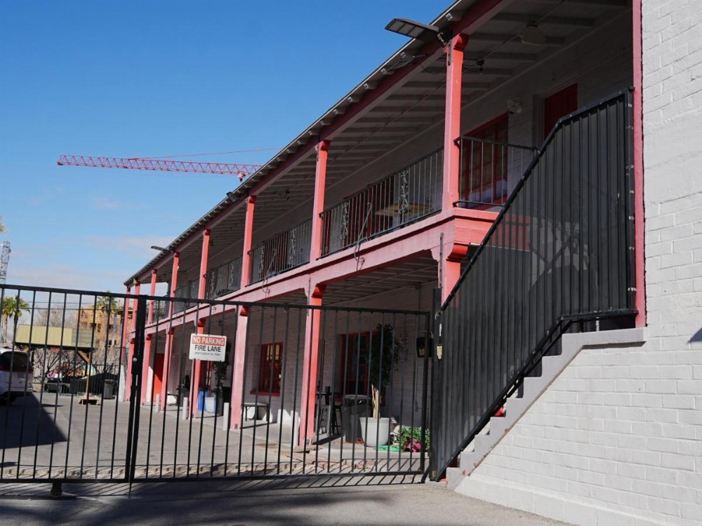 Sin City Hostel Image 17