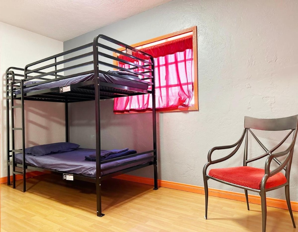 Sin City Hostel Image 18